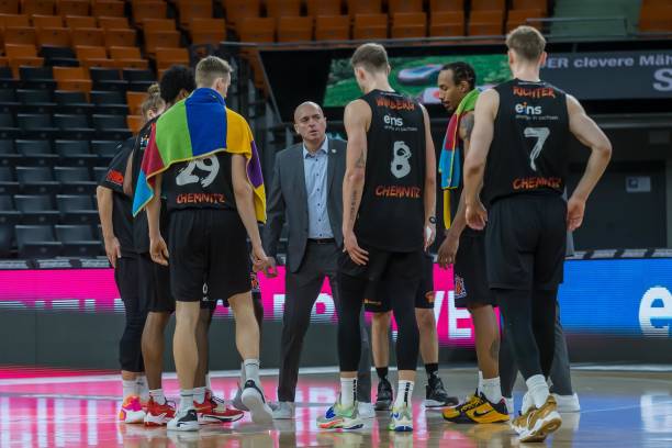 交织的时代 交织的时代